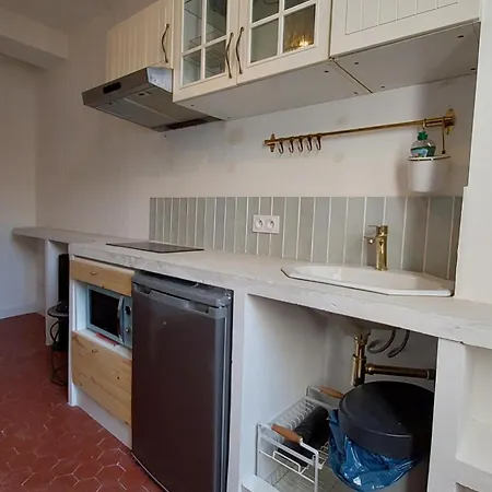 Petit Centre De Apartment